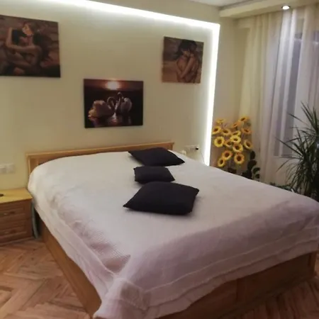 Apartment апартамент в най-хубавия квартал на Varna